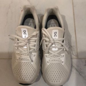 Cloudswift urban running, short-medium distance shoes